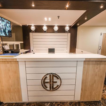 Hotel Holiday Express 加尔各答 外观 照片
