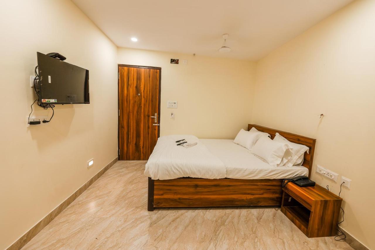 Hotel Holiday Express 加尔各答 外观 照片